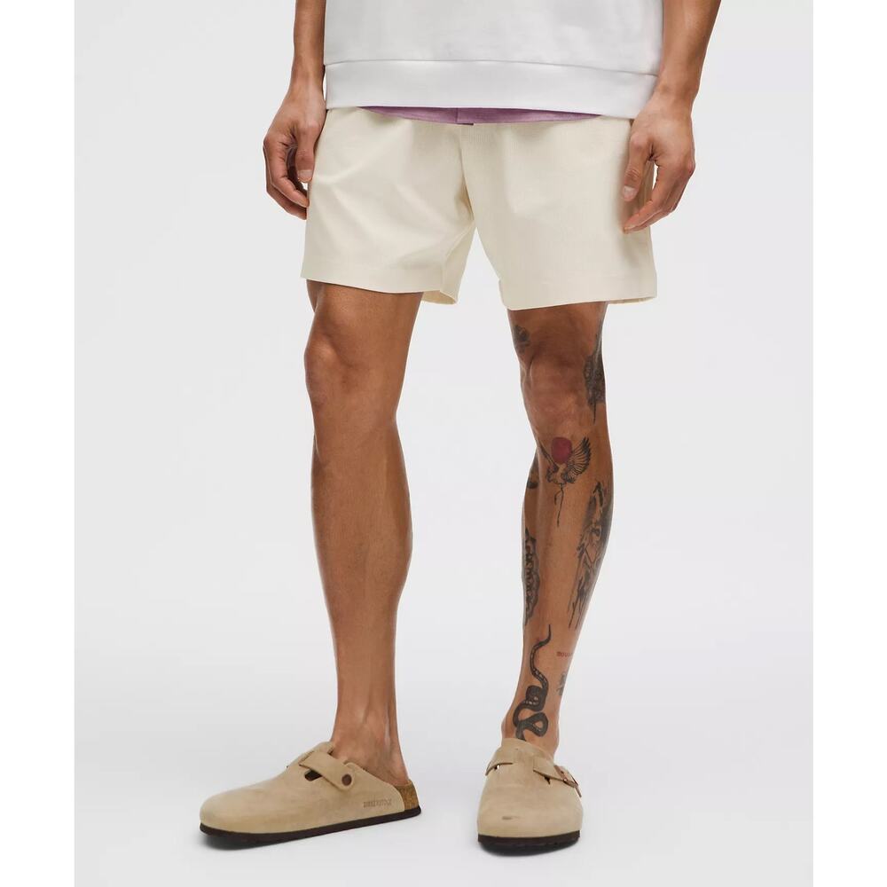 Lululemon ABC WovenAir Pull-On Shorts 7” Light Ivory Men’s Lightweight Size M